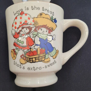 Vintage Strawberry Shortcake & Huckleberry Pie Stoneware Coffee Tea Cup Mug 1980